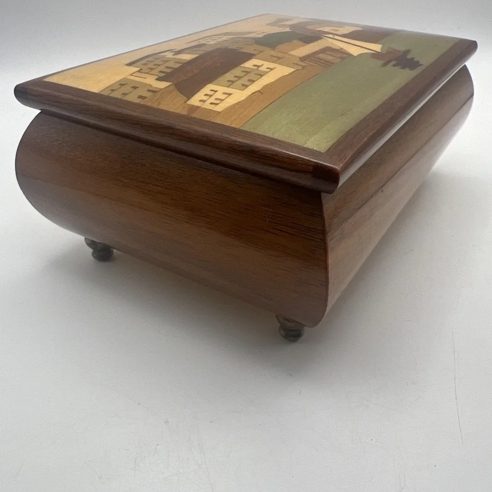 Vtg. Italian Sorrento Inlaid Wood Music Box Sailboat Coastal Scene Isle of Capri